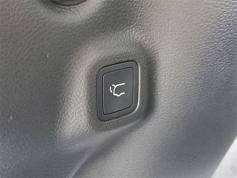 New 2026 Jeep Compass Limited w/ Sun, Sound & Navigation Group image 10