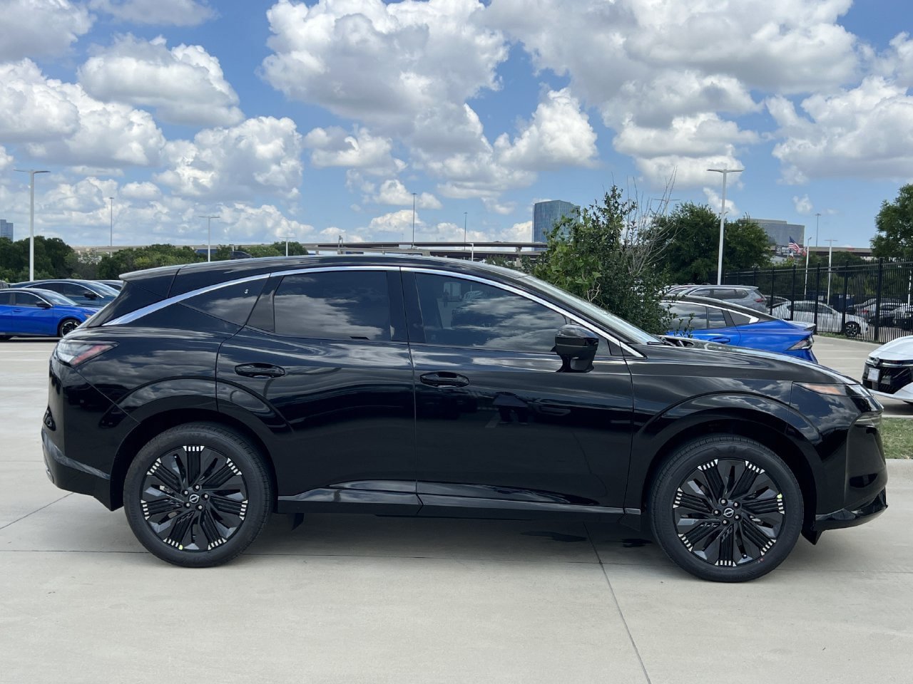 New 2026 Nissan Murano Platinum w/ Cargo Package AWD/4WD image 3