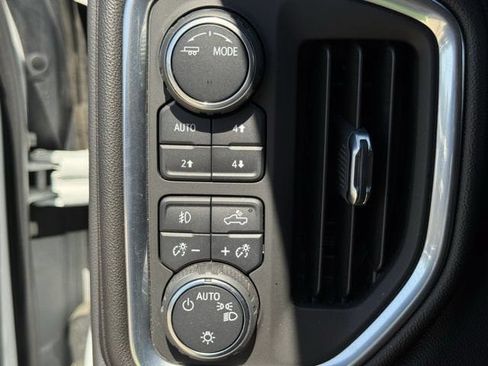 Certified 2021 Chevrolet Silverado 1500 LT Trail Boss w/ Convenience Package II AWD/4WD image 23