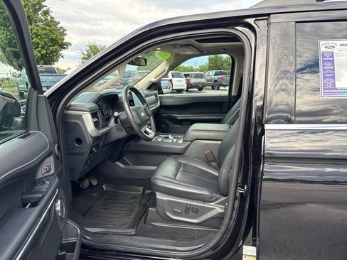 Used 2024 Ford Expedition XLT AWD/4WD image 21