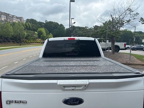 Used 2016 Ford F150 Lariat w/ Equipment Group 502A Luxury AWD/4WD image 8