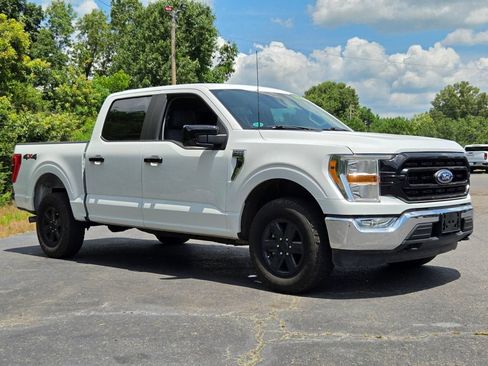 Used 2022 Ford F150 XLT w/ Trailer Tow Package AWD/4WD image 8