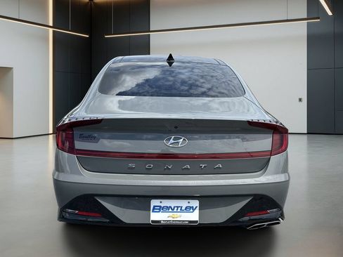 Used 2023 Hyundai Sonata SEL w/ Convenience Package FWD image 5