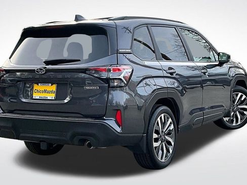 Used 2025 Subaru Forester Touring image 10