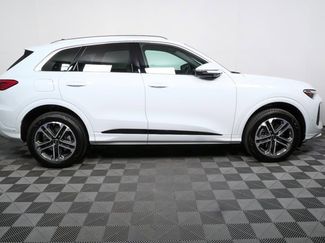 Certified 2025 Audi Q5 Premium w/ Convenience Package video 2