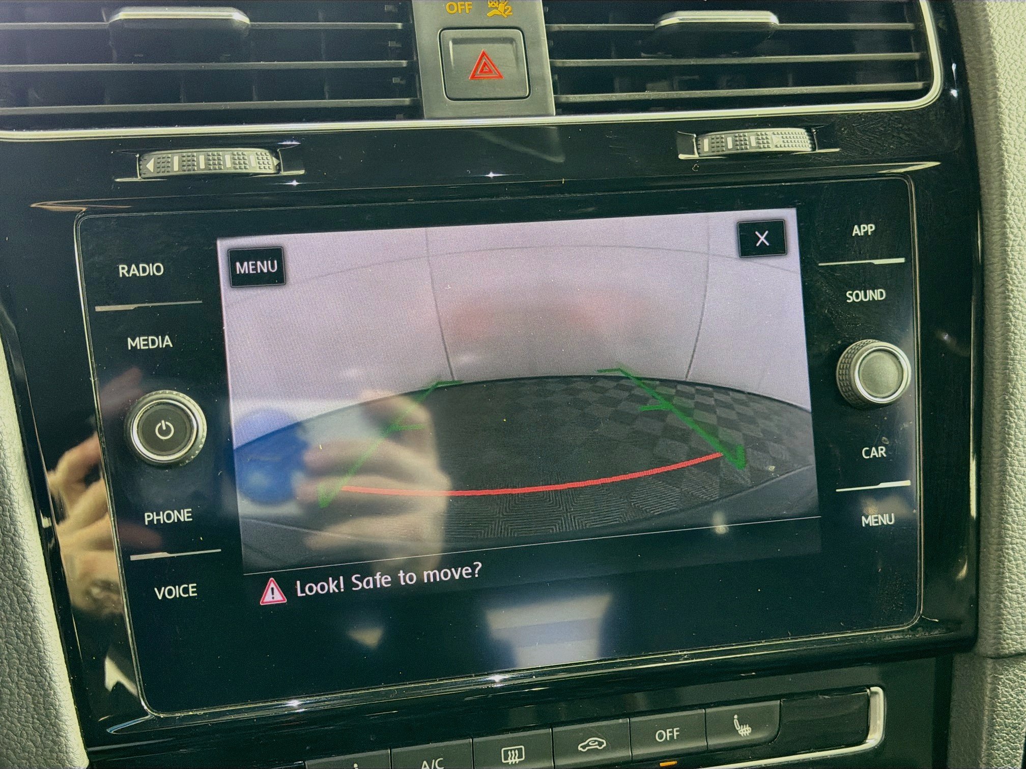 Used 2019 Volkswagen GTI SE FWD image 22