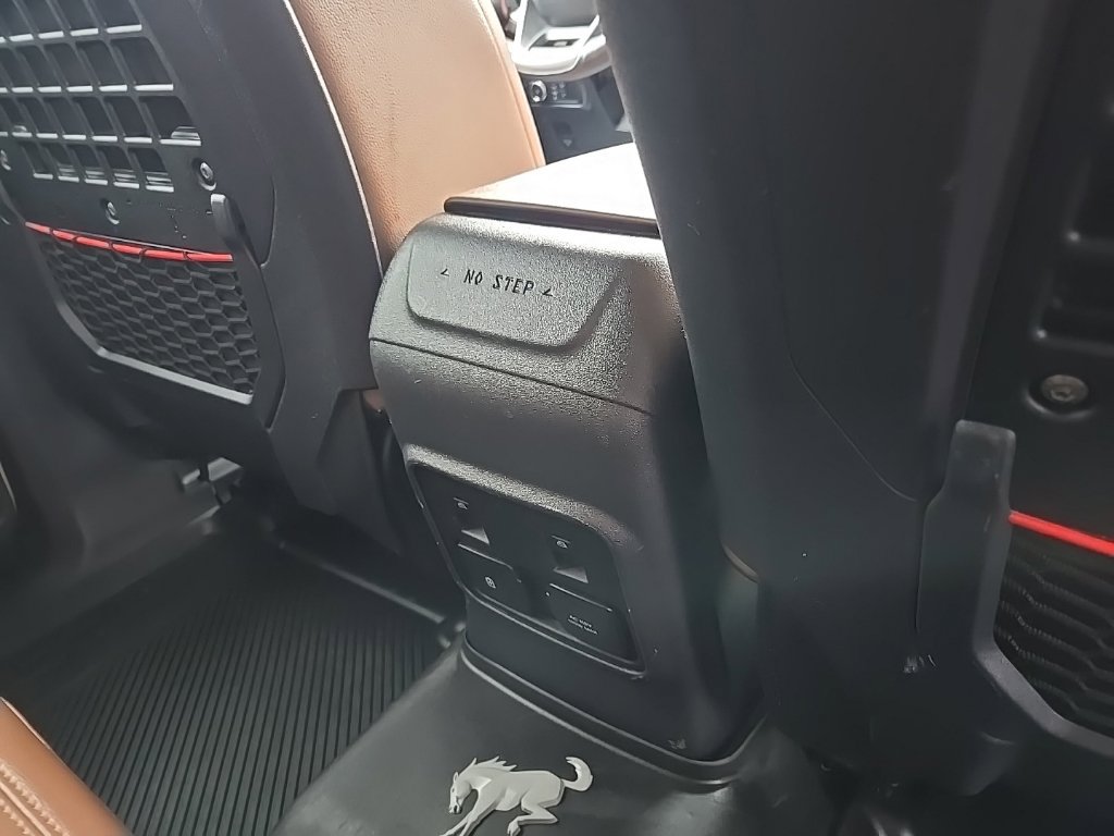 Used 2023 Ford Bronco Heritage Edition AWD/4WD image 85