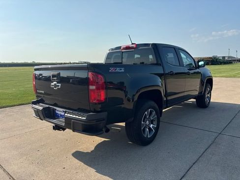 Used 2015 Chevrolet Colorado Z71 w/ LPO, Gearon Bar Package AWD/4WD image 8