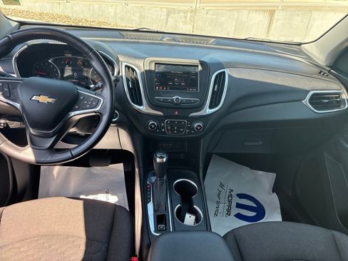 Used 2019 Chevrolet Equinox LT AWD/4WD image 17
