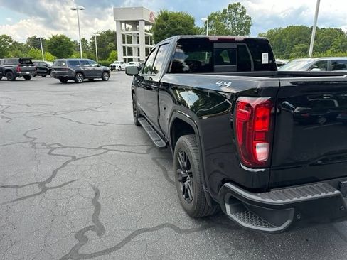 Used 2024 GMC Sierra 1500 Elevation w/ Elevation Premium Package AWD/4WD image 8