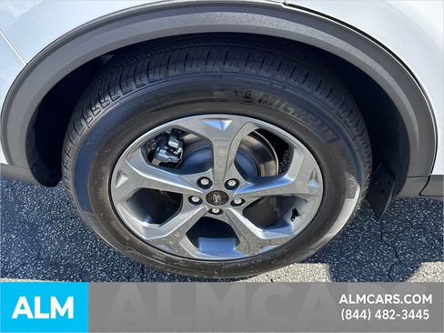 Used 2025 Ford Escape ST-Line w/ Equipment Group 301A image 21