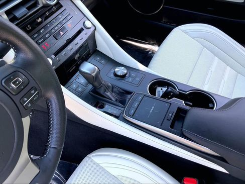 Certified 2025 Lexus RC 350 F Sport AWD/4WD image 17