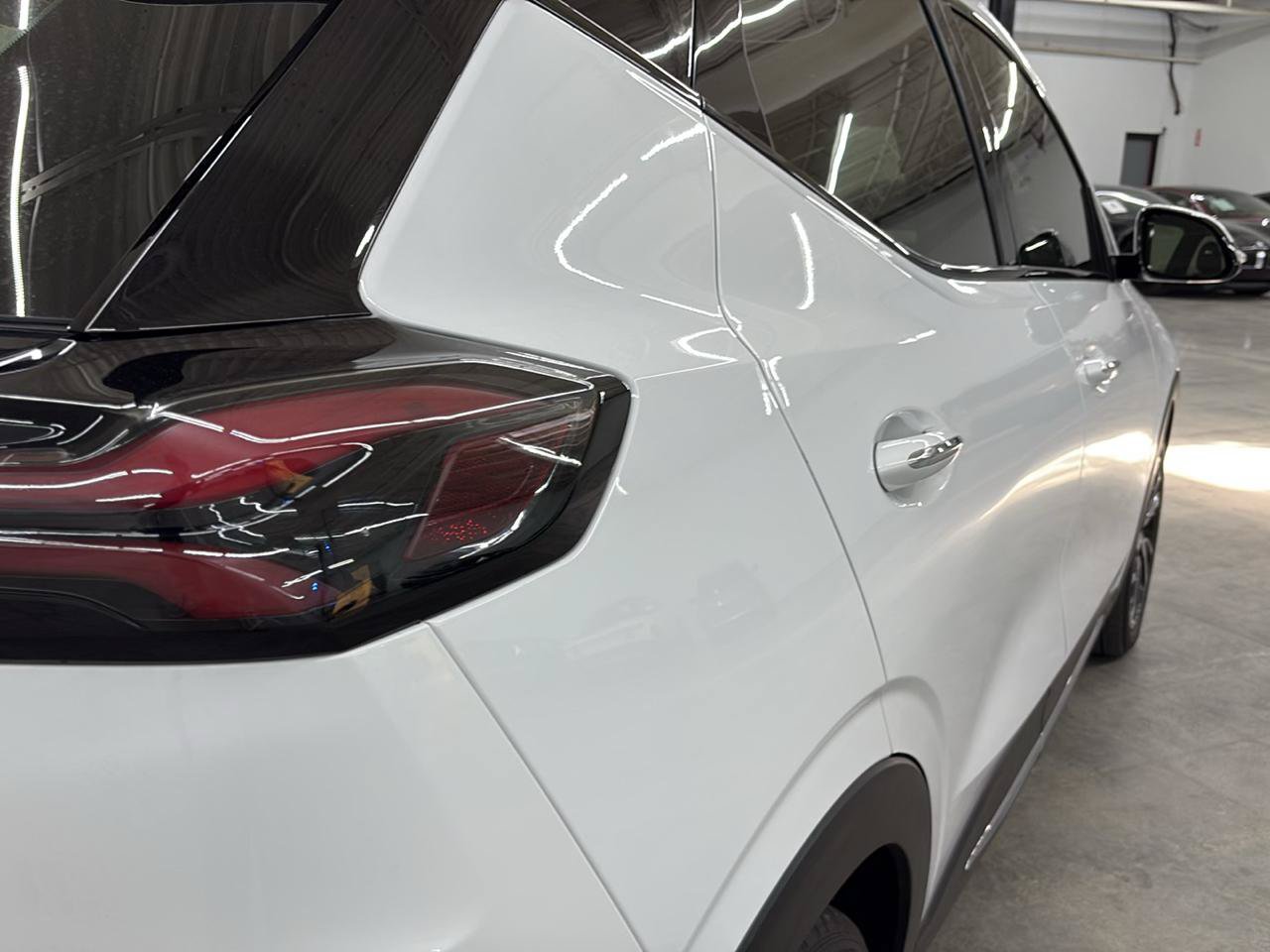 Used 2023 Chevrolet Bolt EUV Premier FWD image 8