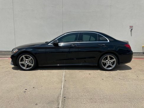Used 2016 Mercedes-Benz C 300 4MATIC Sedan image 4