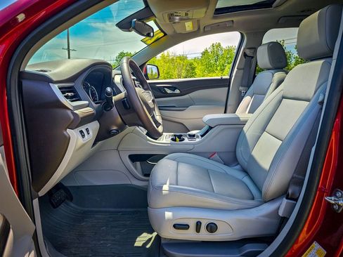 Used 2021 GMC Acadia SLT w/ Premium Package AWD/4WD image 13