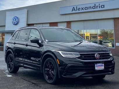 Certified 2022 Volkswagen Tiguan SE R-Line