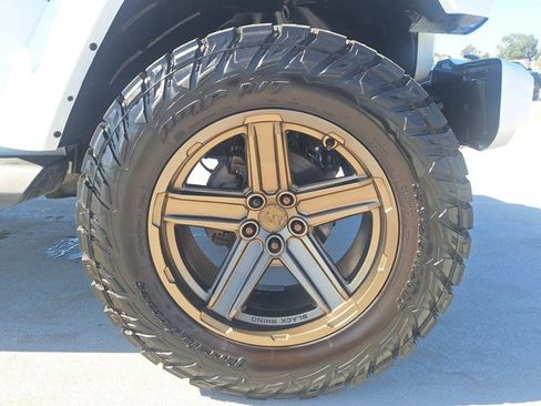 Used 2020 Jeep Wrangler Unlimited Sport AWD/4WD image 22