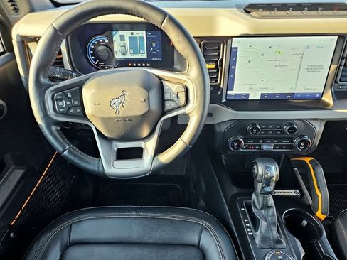 Used 2021 Ford Bronco Badlands image 30