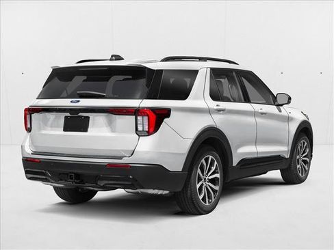 New 2026 Ford Explorer ST-Line w/ ST-Line Street Pack RWD image 2