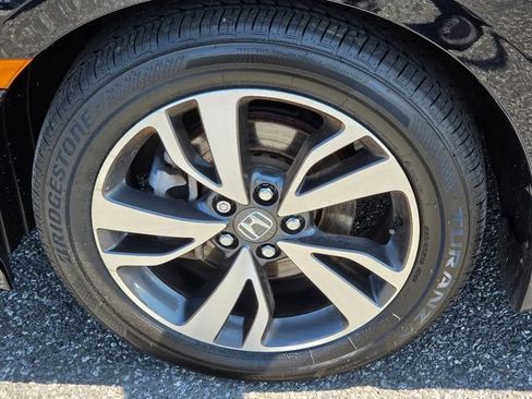 Used 2024 Honda Odyssey Touring image 18