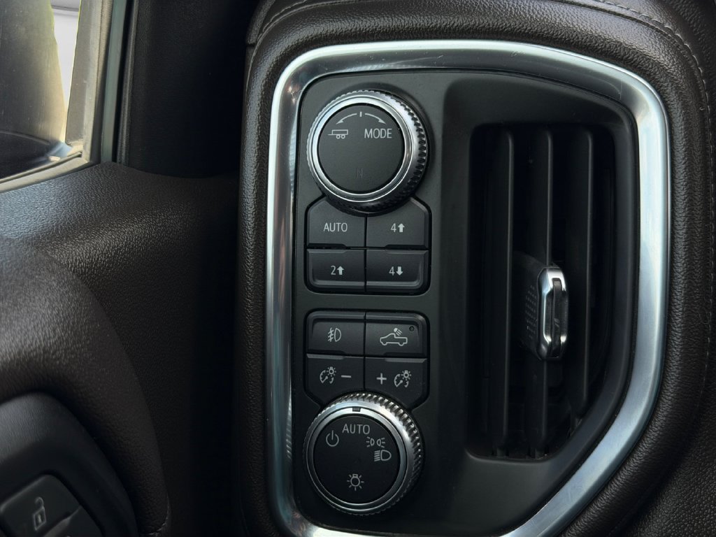 Used 2020 GMC Sierra 1500 Elevation w/ Elevation Value Package AWD/4WD image 16
