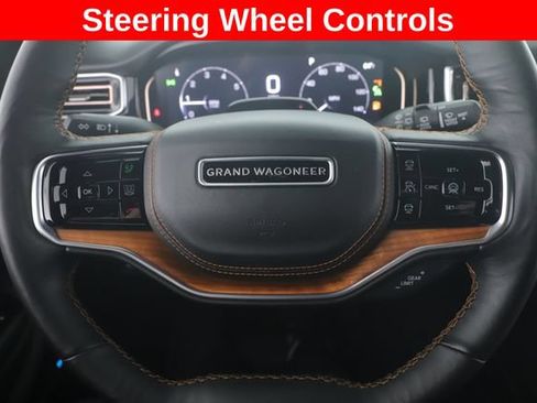 Used 2025 Jeep Grand Wagoneer Series III w/ Rear Seat Video Group 1 AWD/4WD image 23