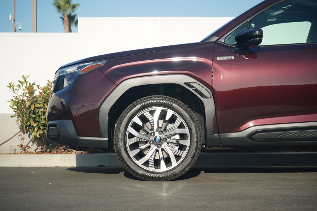 New 2026 Subaru Forester Touring AWD/4WD image 2
