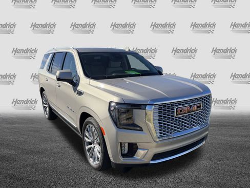 Used 2023 GMC Yukon Denali w/ Denali Reserve Package image 2