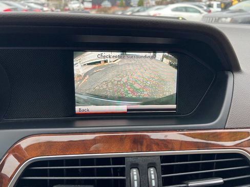 Used 2013 Mercedes-Benz C 300 4MATIC Sedan image 28