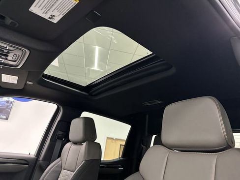 New 2026 Chevrolet Silverado 1500 ZR2 w/ LPO, Dark Essentials Package image 20