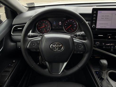 Used 2023 Toyota Camry XSE FWD image 27