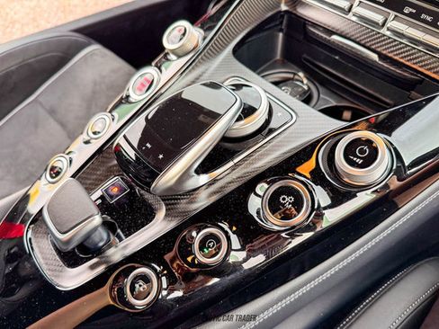 Used 2019 Mercedes-Benz AMG GT R image 38