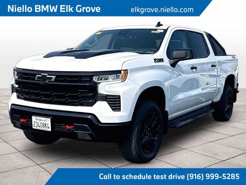 Used 2025 Chevrolet Silverado 1500 LT Trail Boss w/ Convenience Package II AWD/4WD image 1