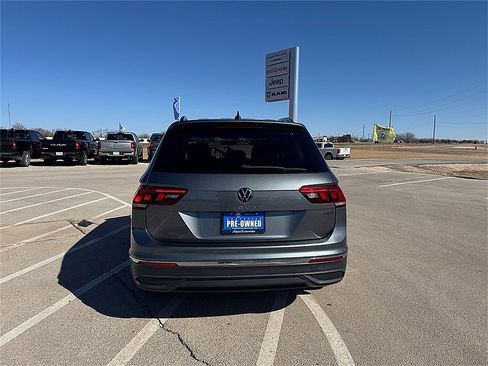 Used 2022 Volkswagen Tiguan S image 4