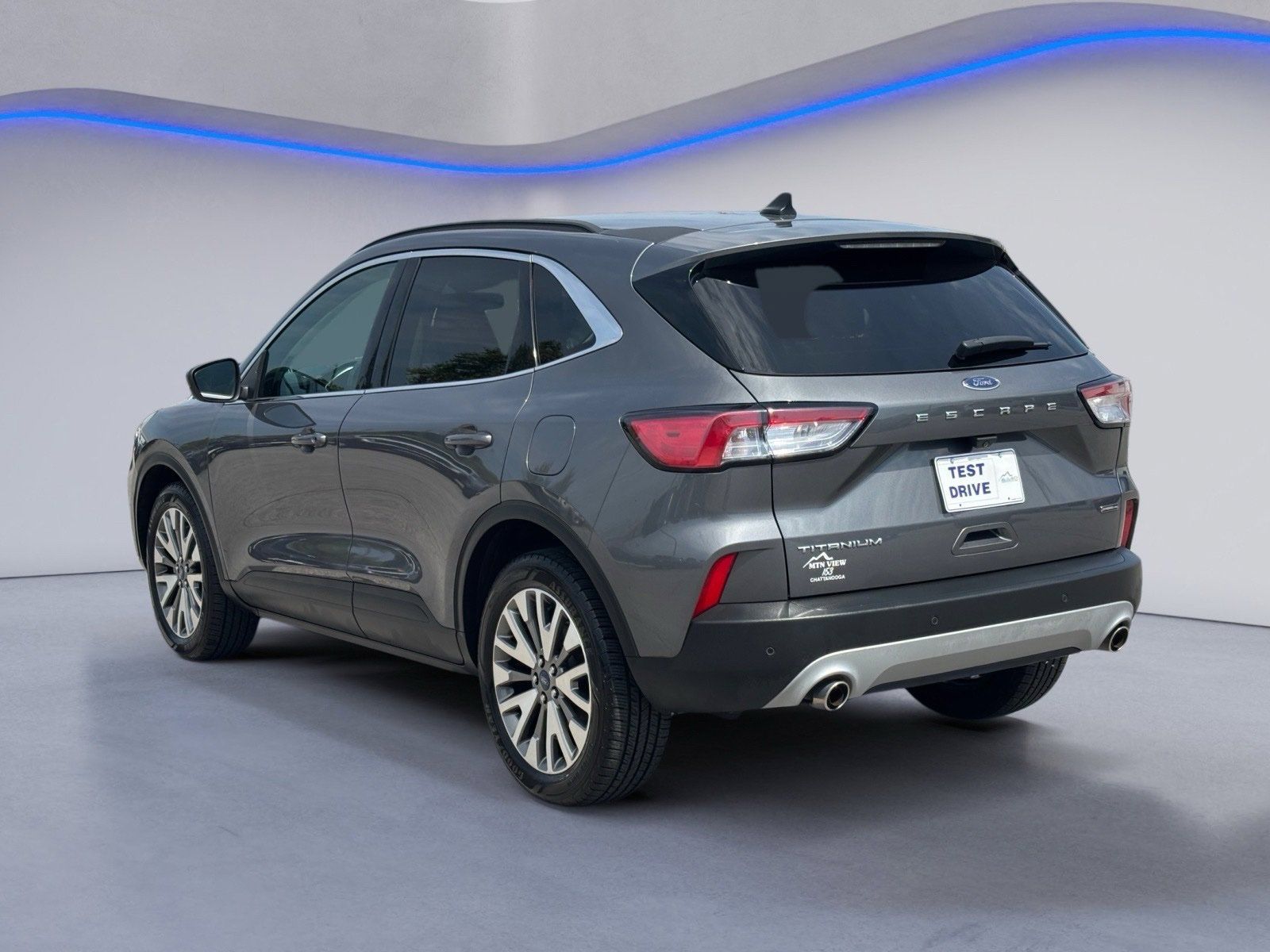Used 2022 Ford Escape Titanium AWD/4WD image 6
