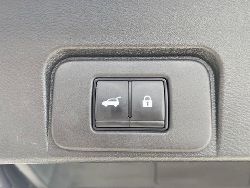 Used 2023 Nissan Rogue Platinum w/ Platinum Premium Package AWD/4WD image 12