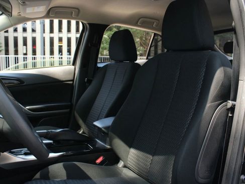 Used 2022 Mitsubishi Eclipse Cross LE image 16