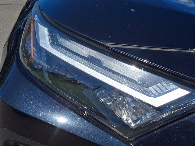 Used 2024 Toyota RAV4 LE AWD/4WD image 9