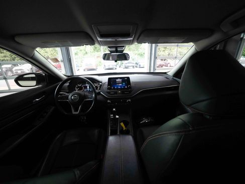 Used 2022 Nissan Altima 2.5 SR FWD image 19