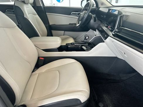 Certified 2023 Kia Sportage EX FWD image 27