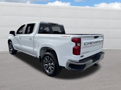 Used 2023 Chevrolet Silverado 1500 LT AWD/4WD image 3