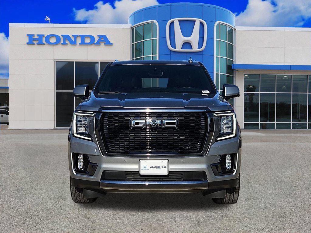 Used 2023 GMC Yukon Denali Ultimate AWD/4WD image 8