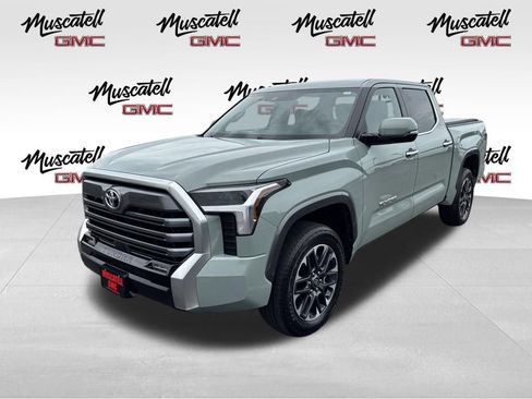 Used 2025 Toyota Tundra Limited AWD/4WD image 8