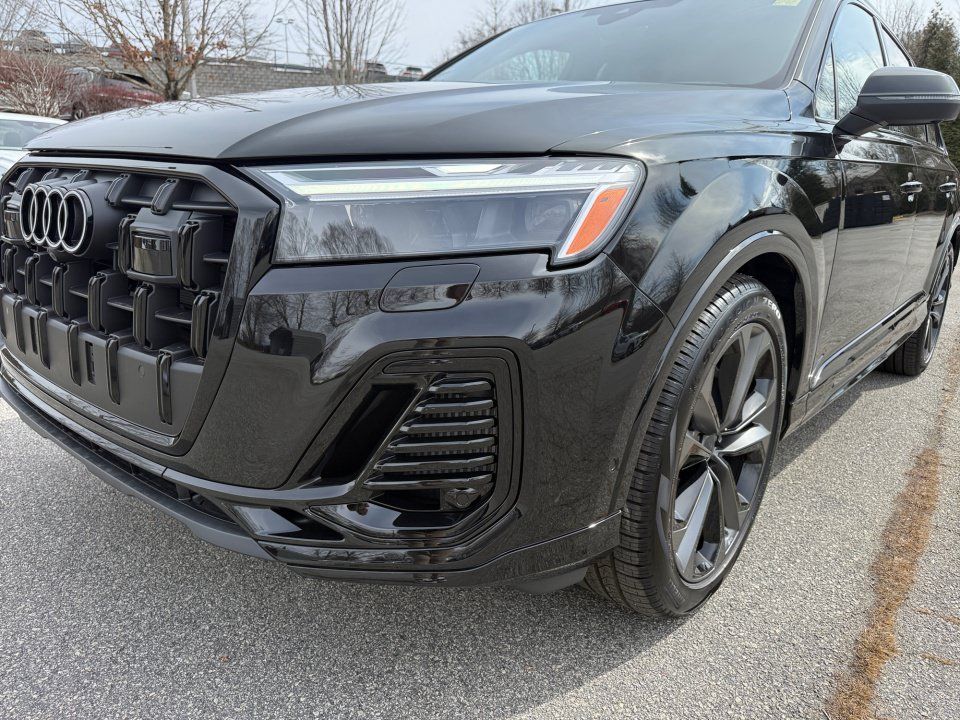New 2026 Audi Q7 3.0T Premium Plus AWD/4WD image 26