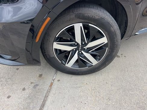 Used 2022 Kia Sorento S image 25