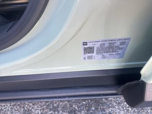 New 2026 Chevrolet Equinox LT FWD image 36