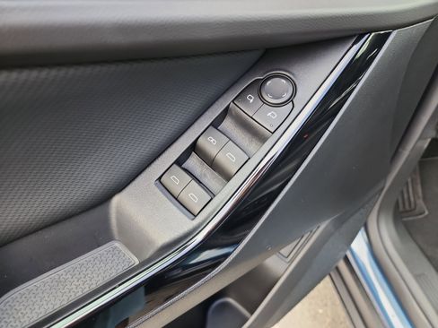 New 2026 Chevrolet Equinox LT w/ Convenience Package II image 17