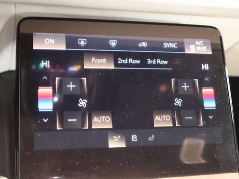 New 2026 Cadillac Vistiq Sport image 19