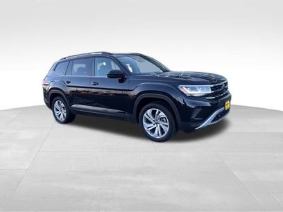 Used 2022 Volkswagen Atlas SE w/ Panoramic Sunroof Package