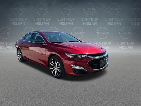Used 2024 Chevrolet Malibu RS FWD image 35